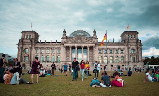Frontansicht des Reichstags