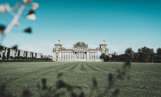 Reichstagsgebäude in Berlin. Foto: Tim Hufner / unsplash.com